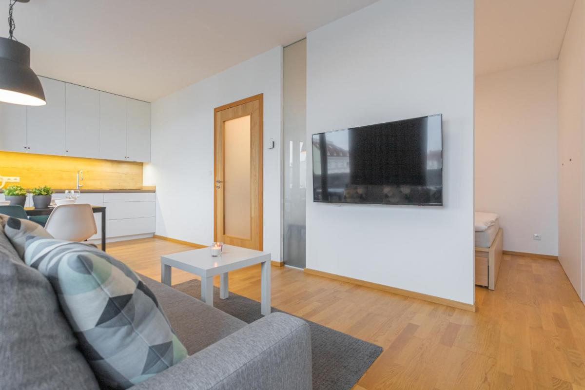 Apartment Oscar With Garage Prag Exterior foto